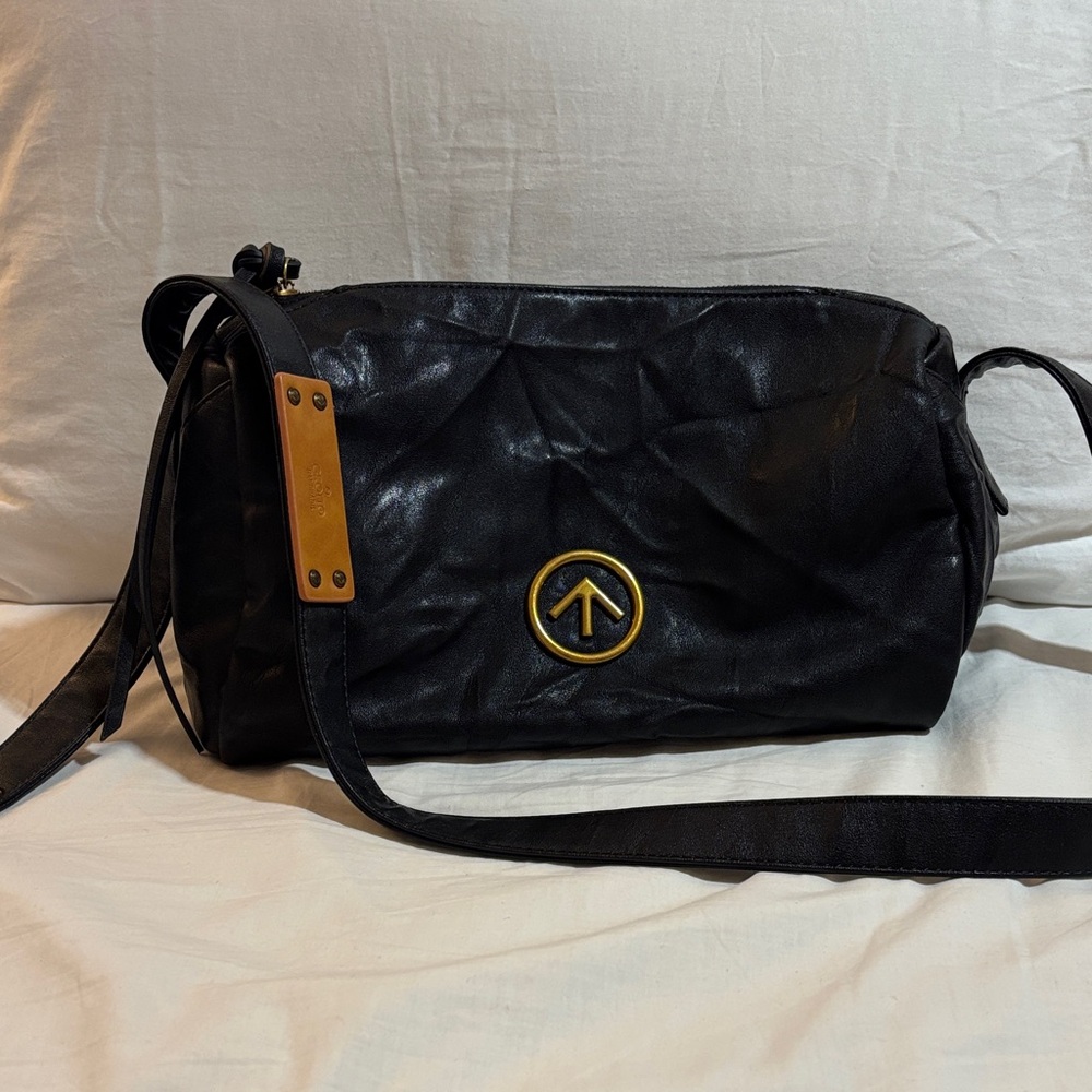 Grotto black textured leather bag